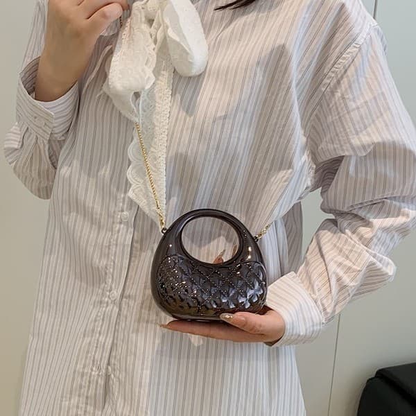 Cross-Border Hot Selling Handheld Moon Acrylic Diamond Acrylic Small Square Bag High-End Banquet Handheld Crossbody Women's Bag