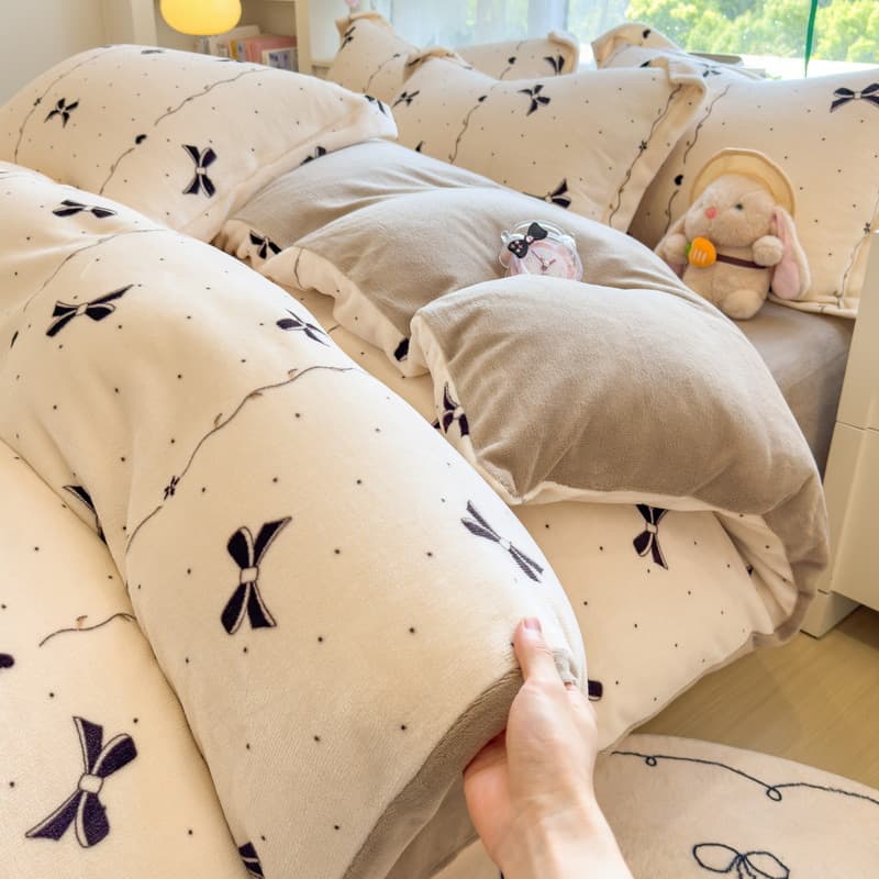 Autumn/Winter Thick Fleece Duvet Cover - Milk Fleece Dormitory Simple Single Duvet Cover, Fresh and Warm Fleece Duvet Cover Single Piece Wholesale
