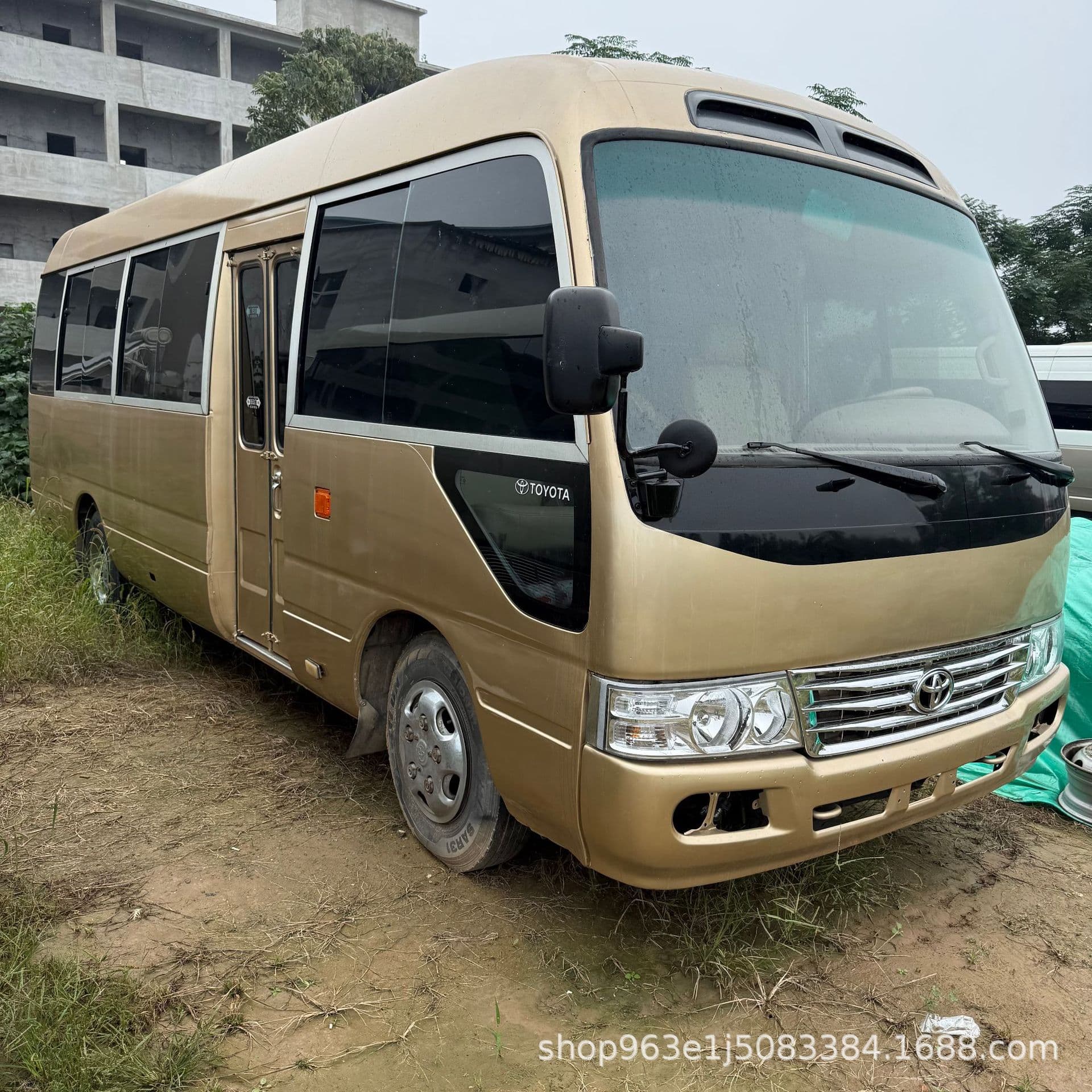 Export Used Toyota Coaster 19-23 Seater Addable Seats Coaster Business Vehicle Minibus