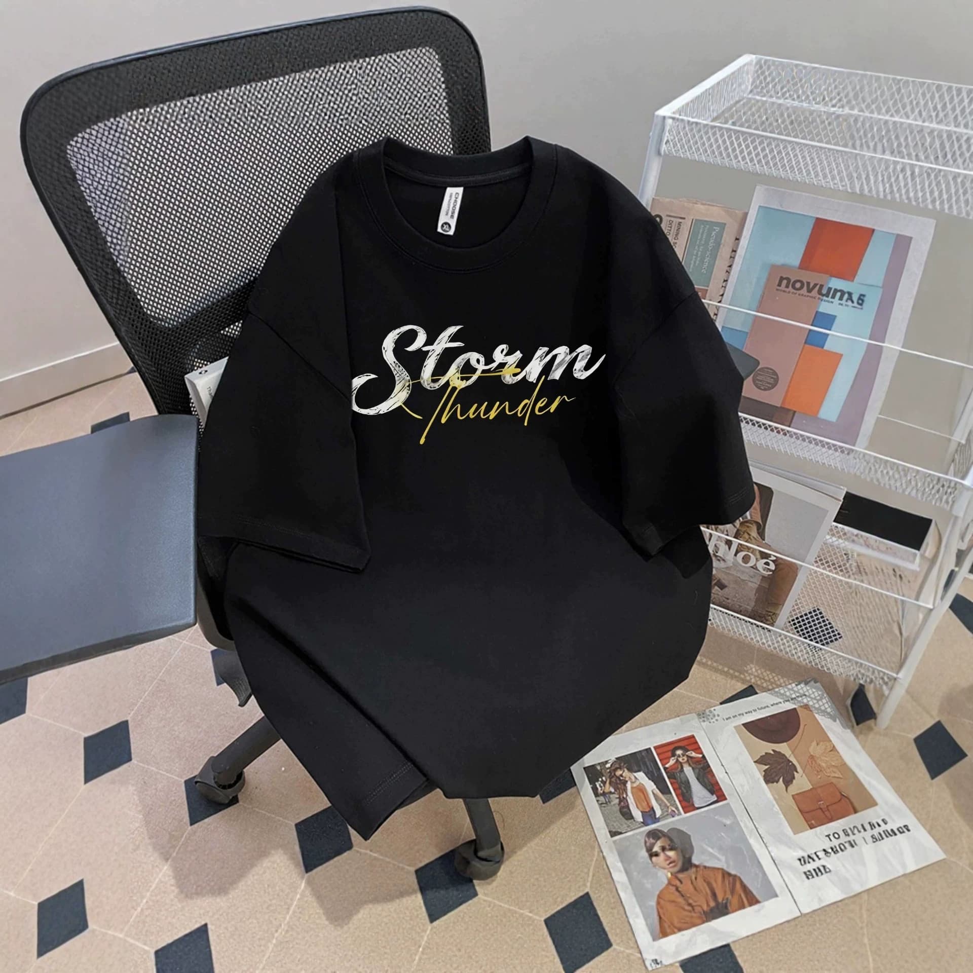 Street Graffiti Storm Letter Lightning Pattern Drop Shoulder T-Shirt Couple Style Trendy Casual Top