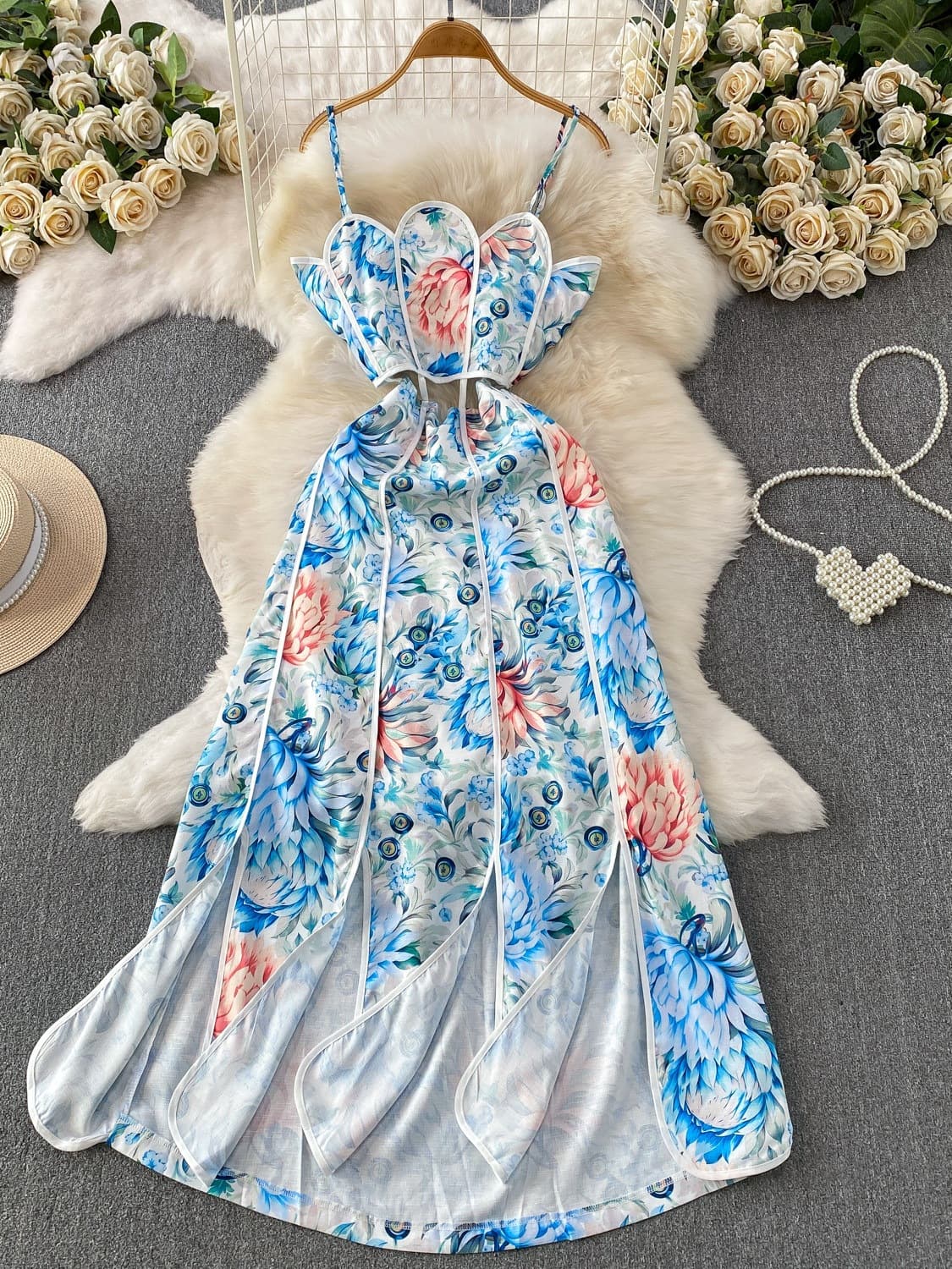 European and American niche resort style sexy waistless printed suspender dress for women, high-end elegant curved slit long skirt