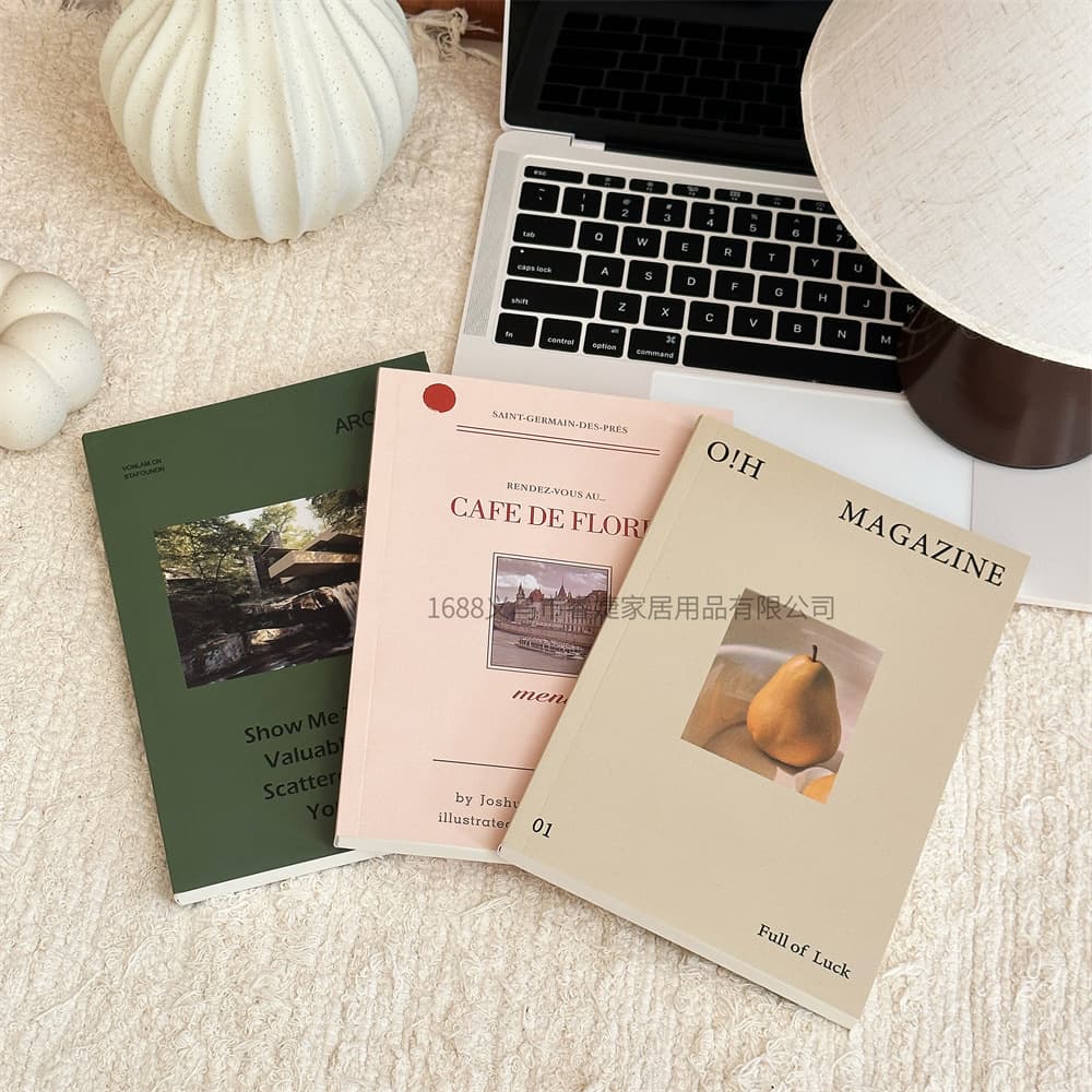 French Vintage Home Decor English Magazine Tabletop Prop Simulated Fake Book Social Media Street Style Decoration