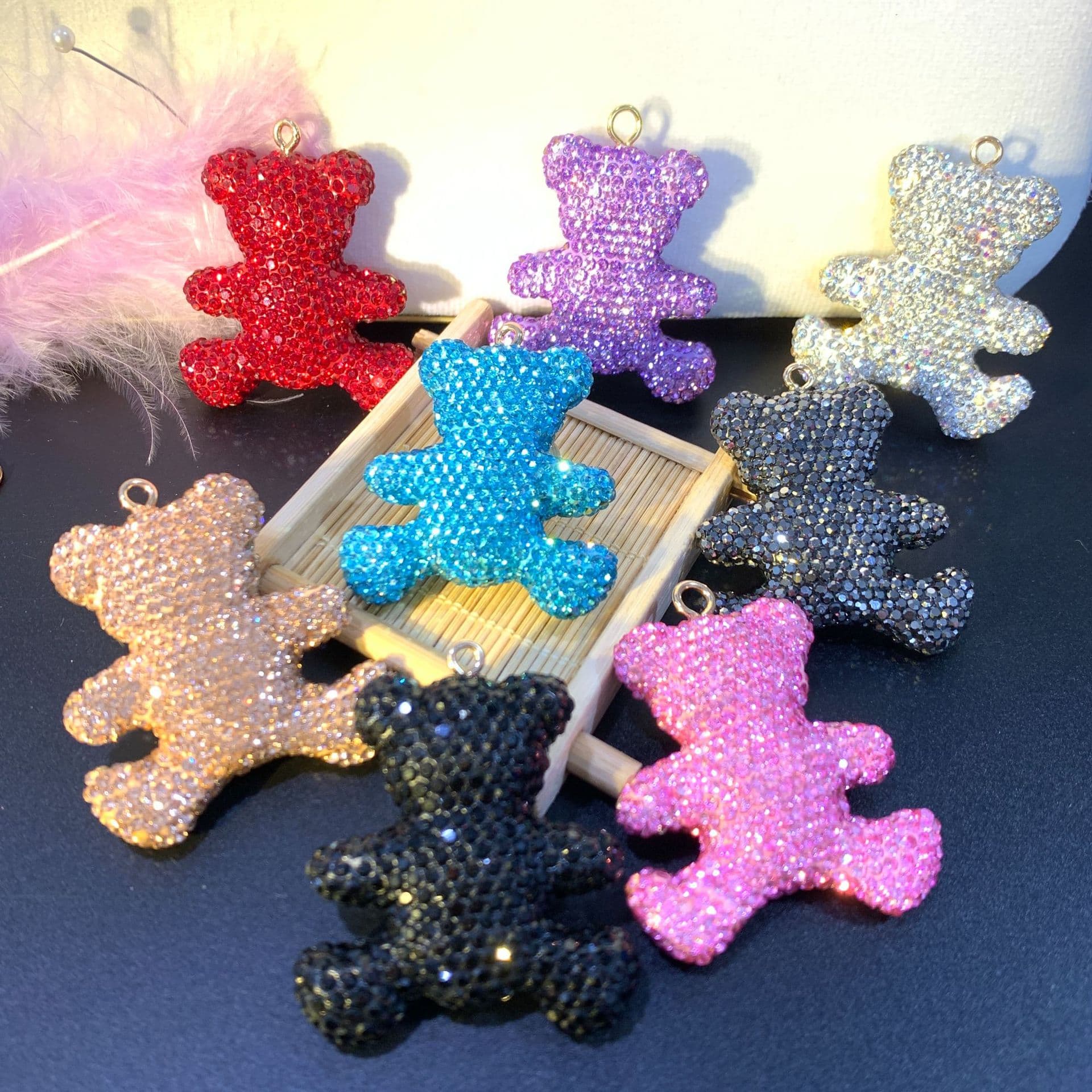 New Cross-Border Mini Bear Keychain, Luxury Rhinestone Full-Diamond Pendant, Wholesale Creative Couple Car Keychain Accessories