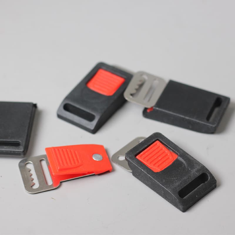 Motorcycle Helmet Buckle / Universal Helmet Lock Strap Buckle / Dedicated Quick Release Buckle / Chin Strap Buckle