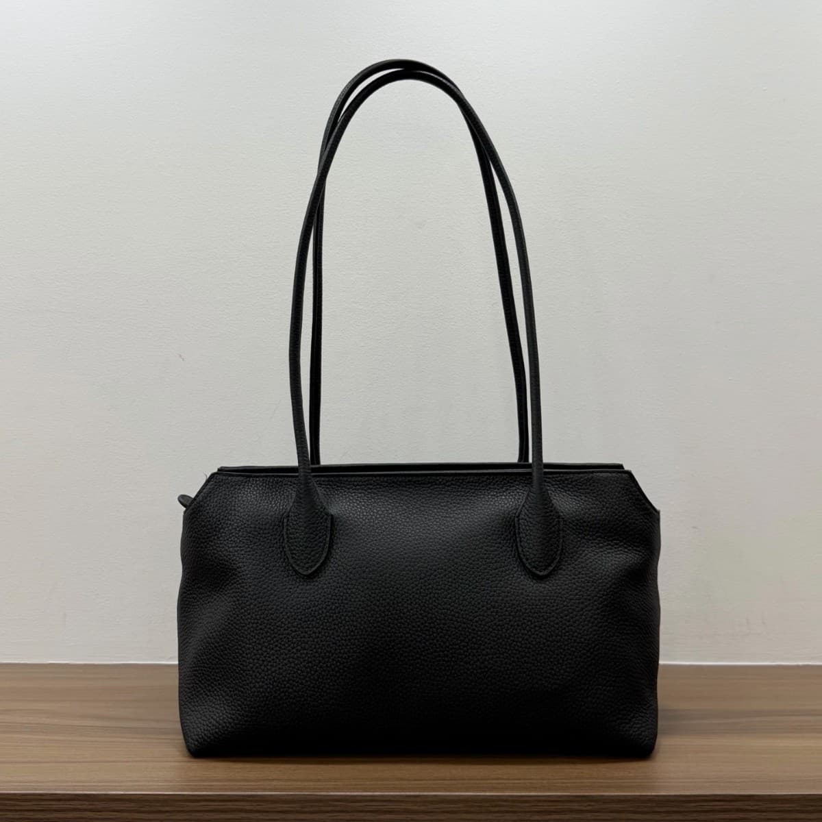 The row niche Terrasse top-grain leather tote bag minimalist large capacity long shoulder strap single-shoulder underarm bag