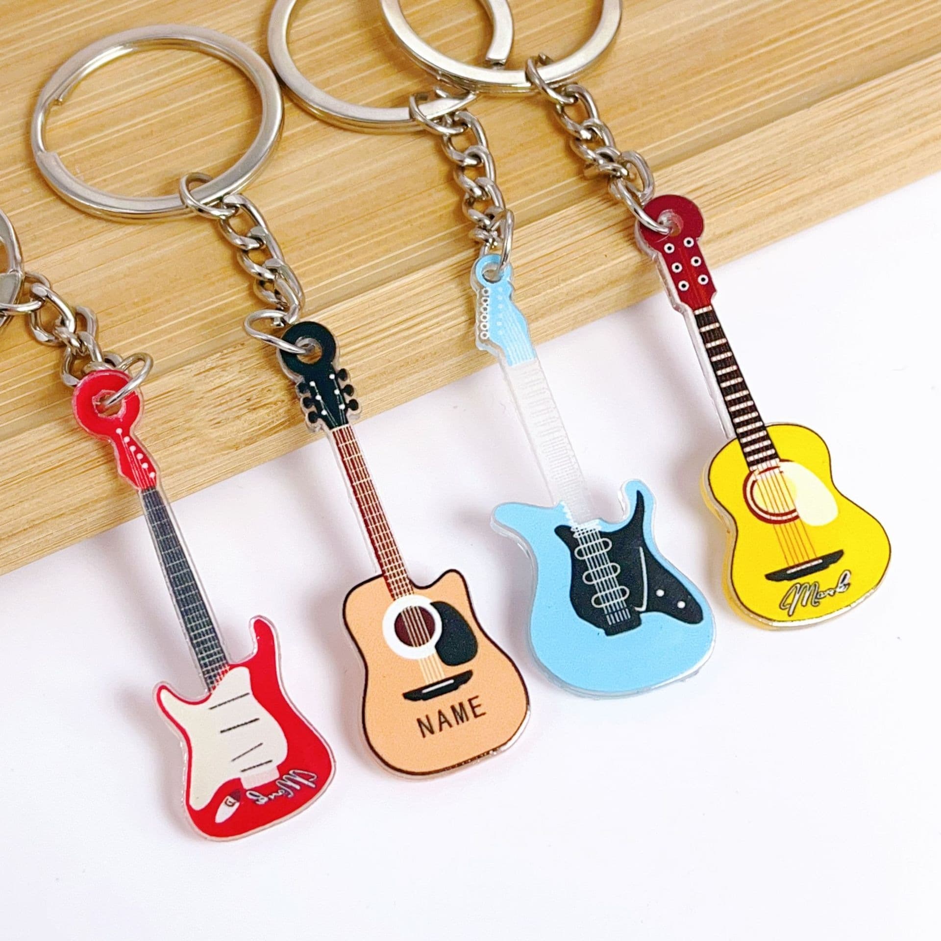 Simulated guitar pendant rock mini violin instrument acrylic keychain student creative gift small wholesale