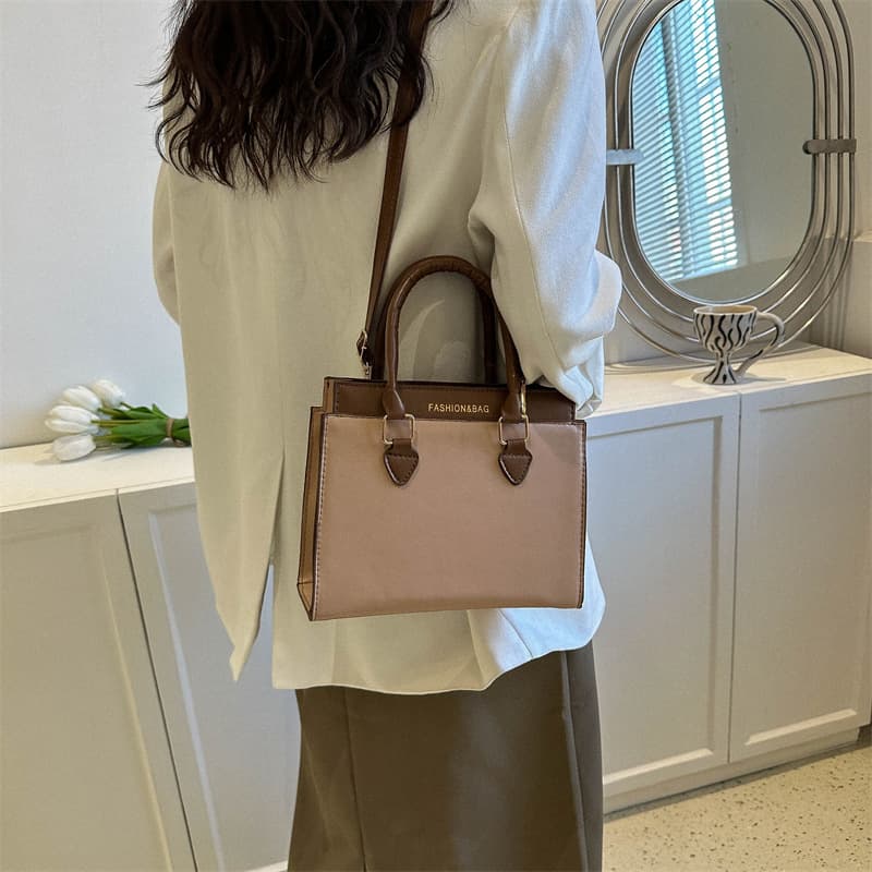 2026 trendy shoulder bag travel year spring new fashion large-capacity crossbody bag simple casual handbag