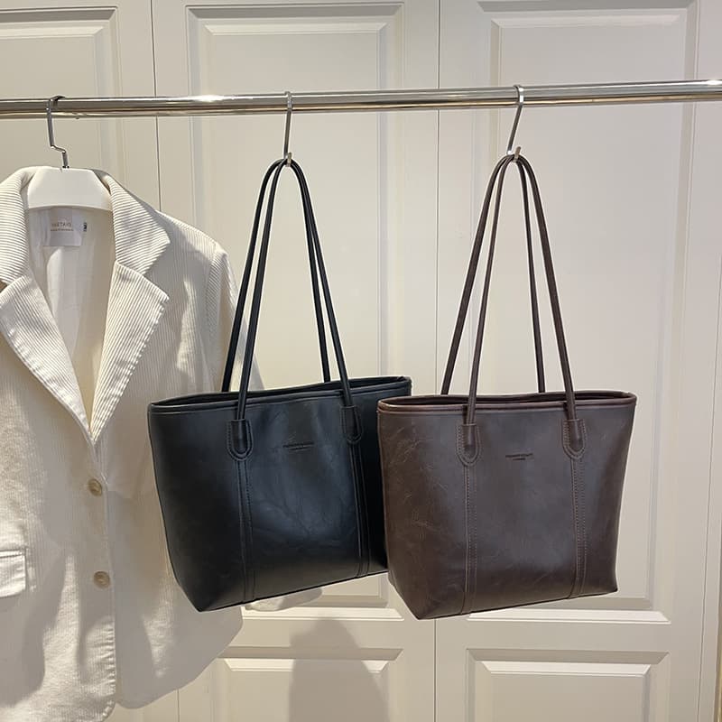 Commuting casual texture large-capacity retro new Korean style simple commuting one-shoulder armpit tote bag