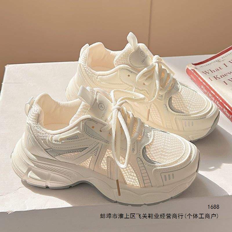 Dad Shoes for Women 2026 Summer Thick Sole Height Increasing Soft Sole Lightweight Casual Shoes Mesh Sneakers Women's Shoes