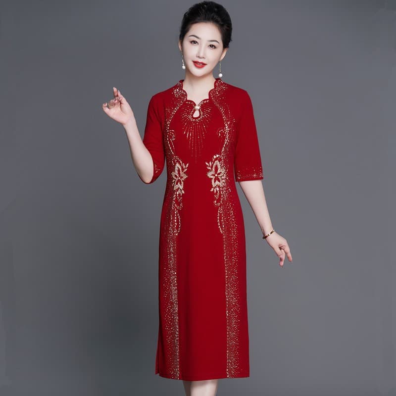 New Beaded Fashion Qipao for Mother of the Bride, Elegant and Graceful Dress for Wedding Banquet