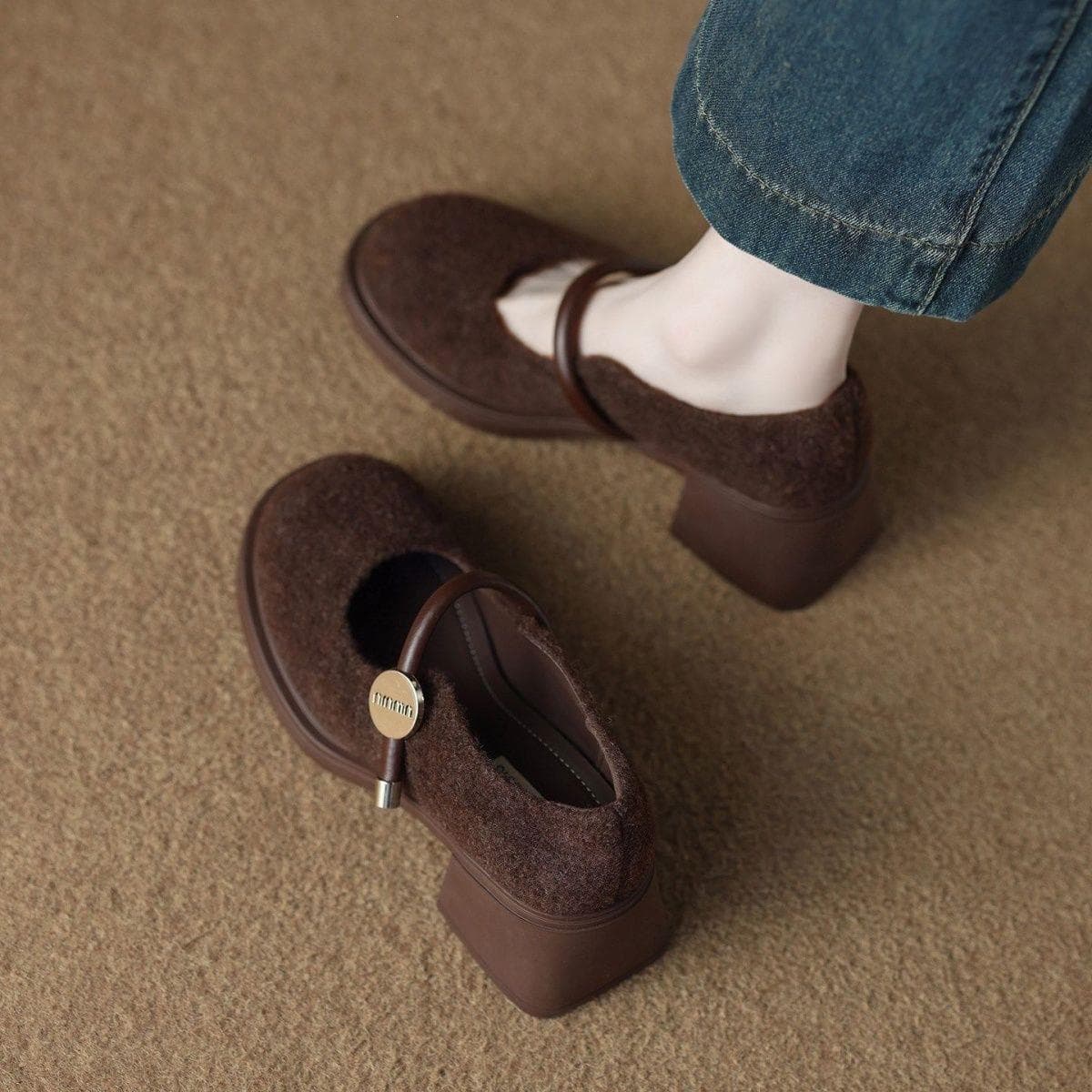 2026 Spring Autumn Fashion Plush Gray Mary Jane Shoes Women Gentle Style Chunky Heel High Heel Women's Flats