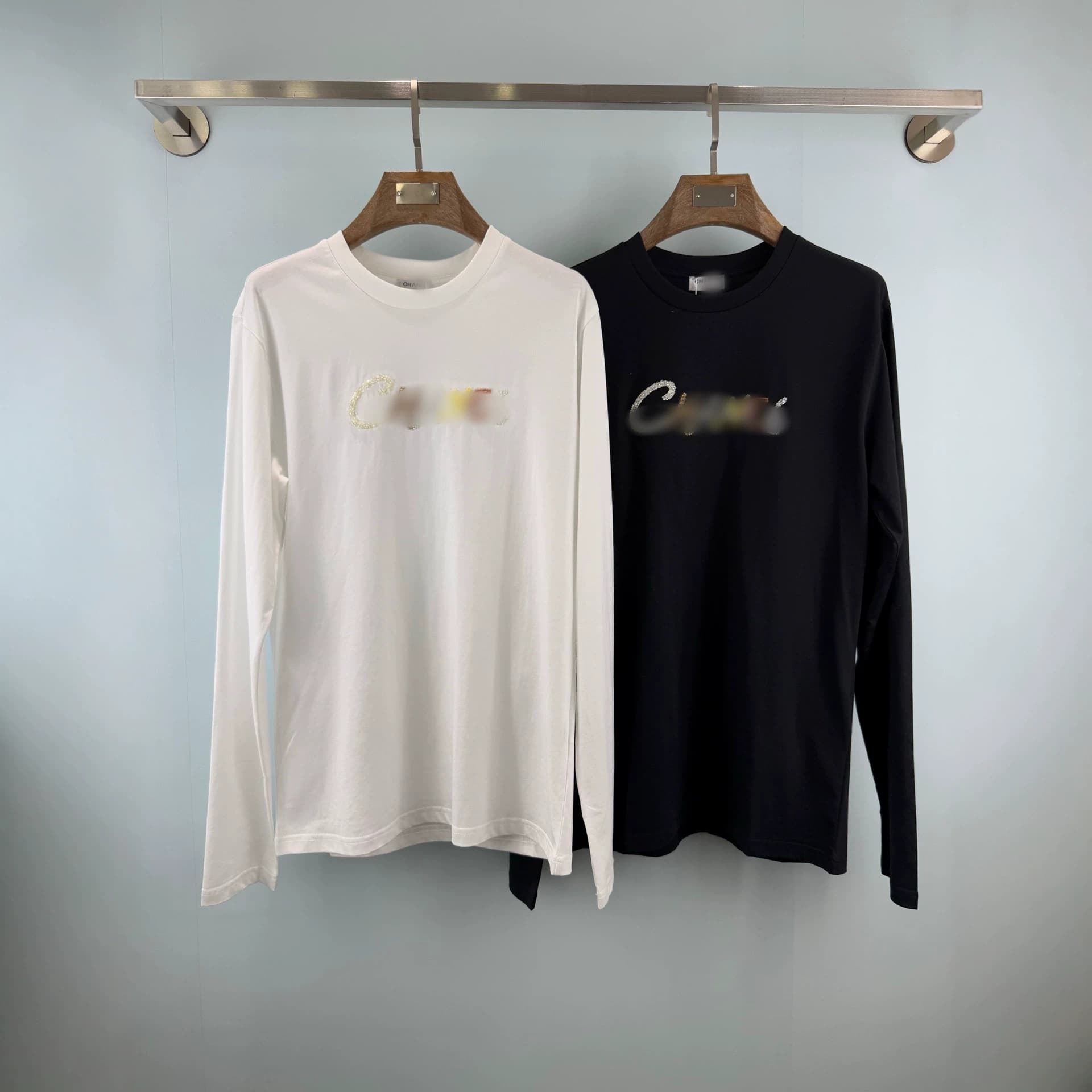 Nanyou high version Xiaoxiang colorful pearl rhinestone letters white long-sleeved T-shirt Xiaoxiang style soft waxy cotton feel
