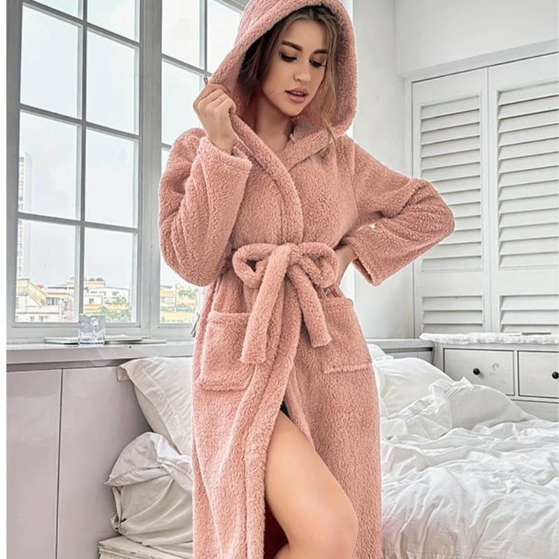 European and American Style Winter Pink Robe Loungewear with Hood, Pockets, and Belt, Coral Fleece Casual Bathrobe for Women