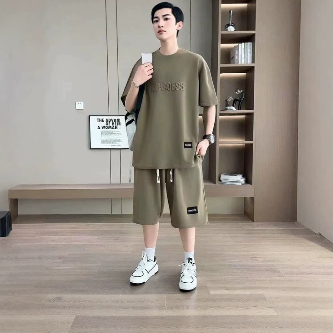 Short-sleeved shorts for men, summer casual sportswear suits for teenagers, stamped half-sleeved tops, casual loose sportswear