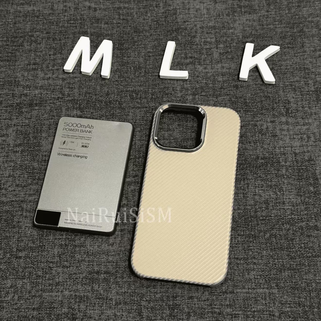 iPhone17PROMAX skin-feeling Kevlar half-pack magnetic phone case suitable for Apple 16 ultra-thin protective case 15