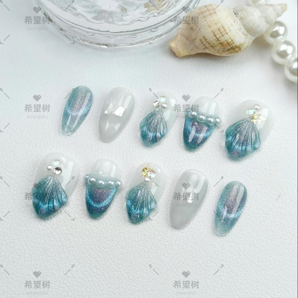 10 Pieces Mermaid Handmade Wearable Nails Short Almond Nail Set 3D Hand Painted Sweet Pearl Cat Eye Finished Nail Tips