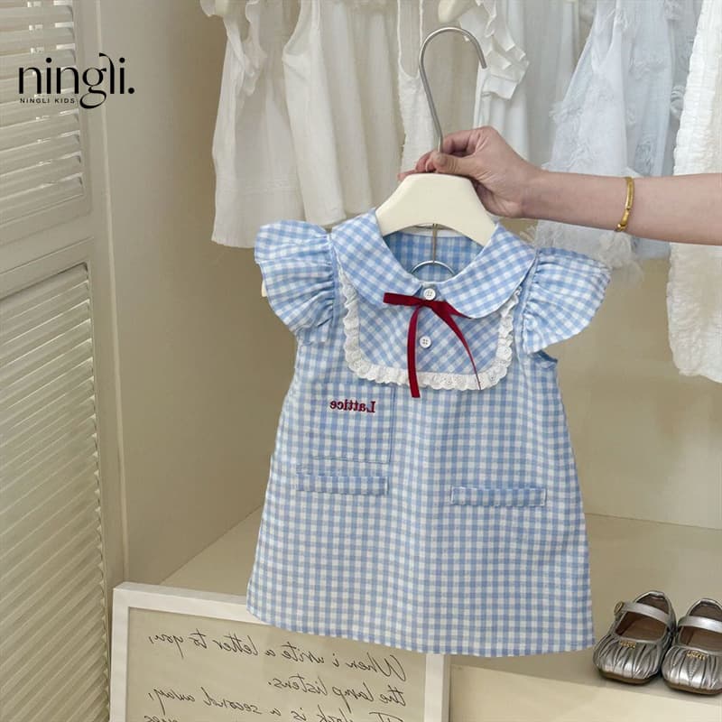 Ningli Children's Wear 26 new summer baby style lace blue plaid flying sleeve dress Korean style lace baby doll dress