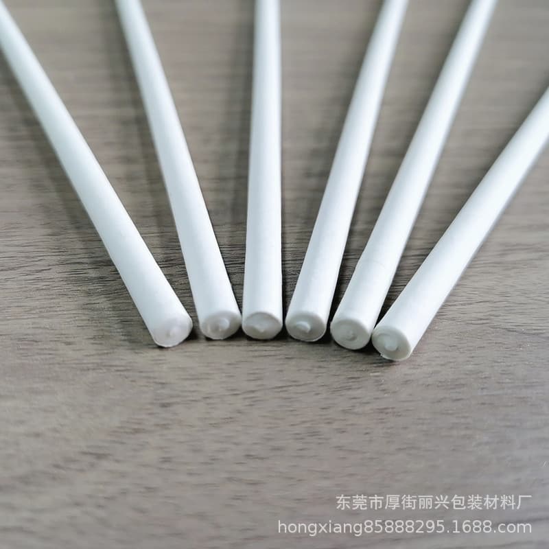 Russian white kraft paper rolled solid eco-friendly chopsticks, can be used as flagpoles, perfume sticks, or shoe stretchers