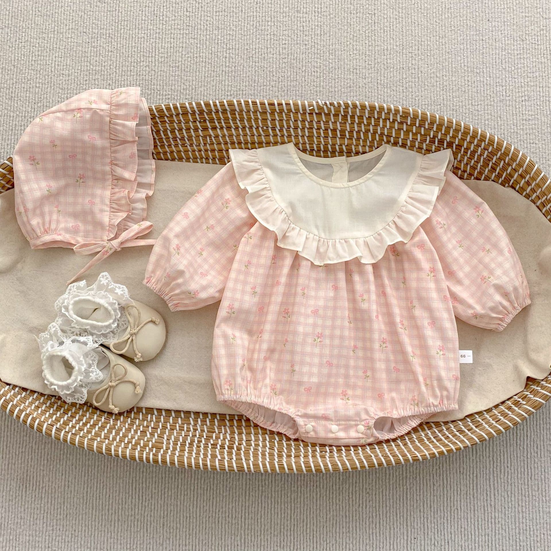 Newborn Baby Clothes Floral Lace Long-Sleeve Romper Full-Month Princess Outfit for Going Out