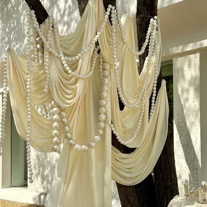 Huge string of pearls, wedding ornaments, hanging decoration, check-in point, shop display, photo props, background wall and window display