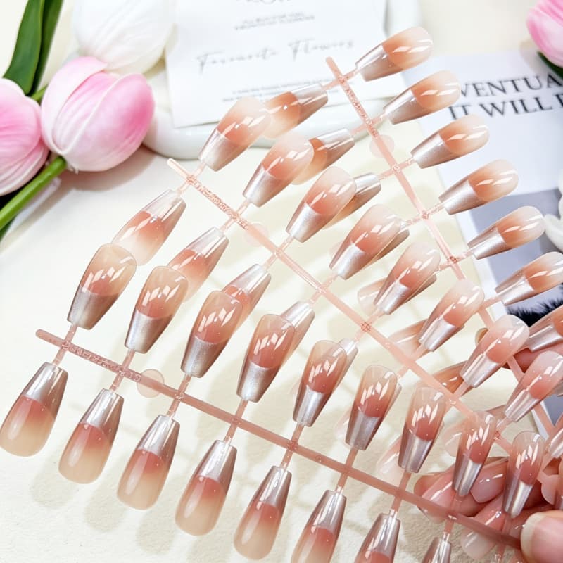 Wearable nails, light-chasing manicure, blush glass beads, short oval, medium oval nails, cat eye, wearable nails, gentle girly shells