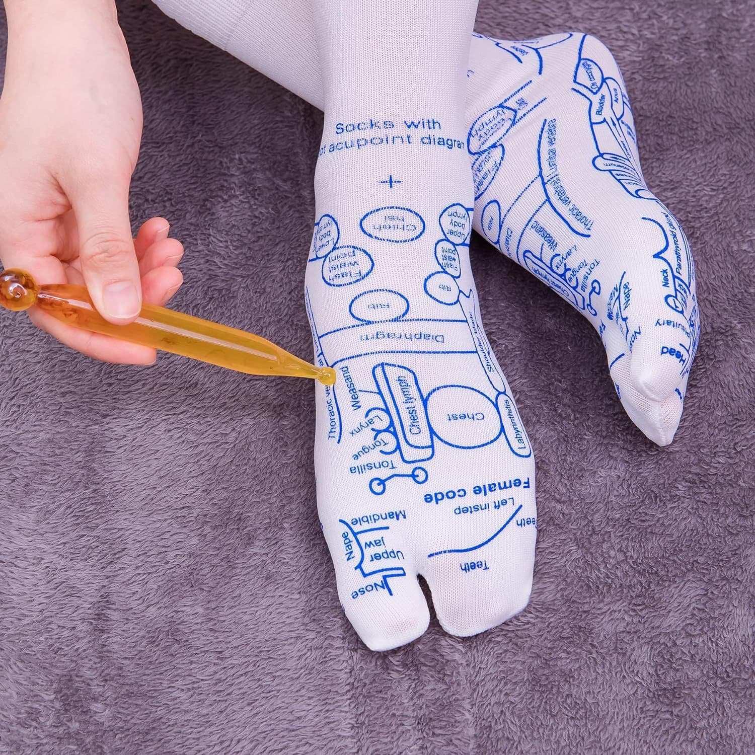 Amazon Hot-Seller Foot Massage Socks with English Acupressure Points, Perfect Gift for Parents and Loved Ones