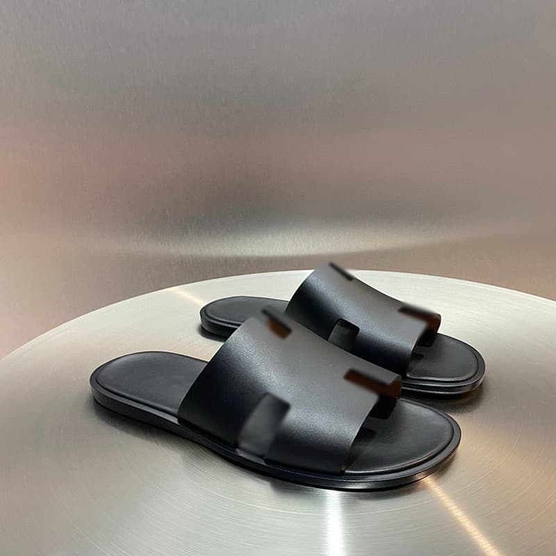 European Flat Sandals 2025 Summer New Genuine Leather H-Letter Fashion Flip Flops Men's Casual Beach Sandals