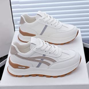 Athletic Shoes Women Spring Autumn 2026 New Versatile Leather Upper Thick Sole Lightweight Running Shoes Women Casual Agility Shoes