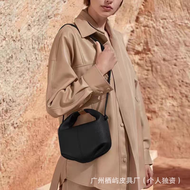 Polenen French niche bag women's simple design lunch box bag 2025 new fashion versatile single shoulder oblique