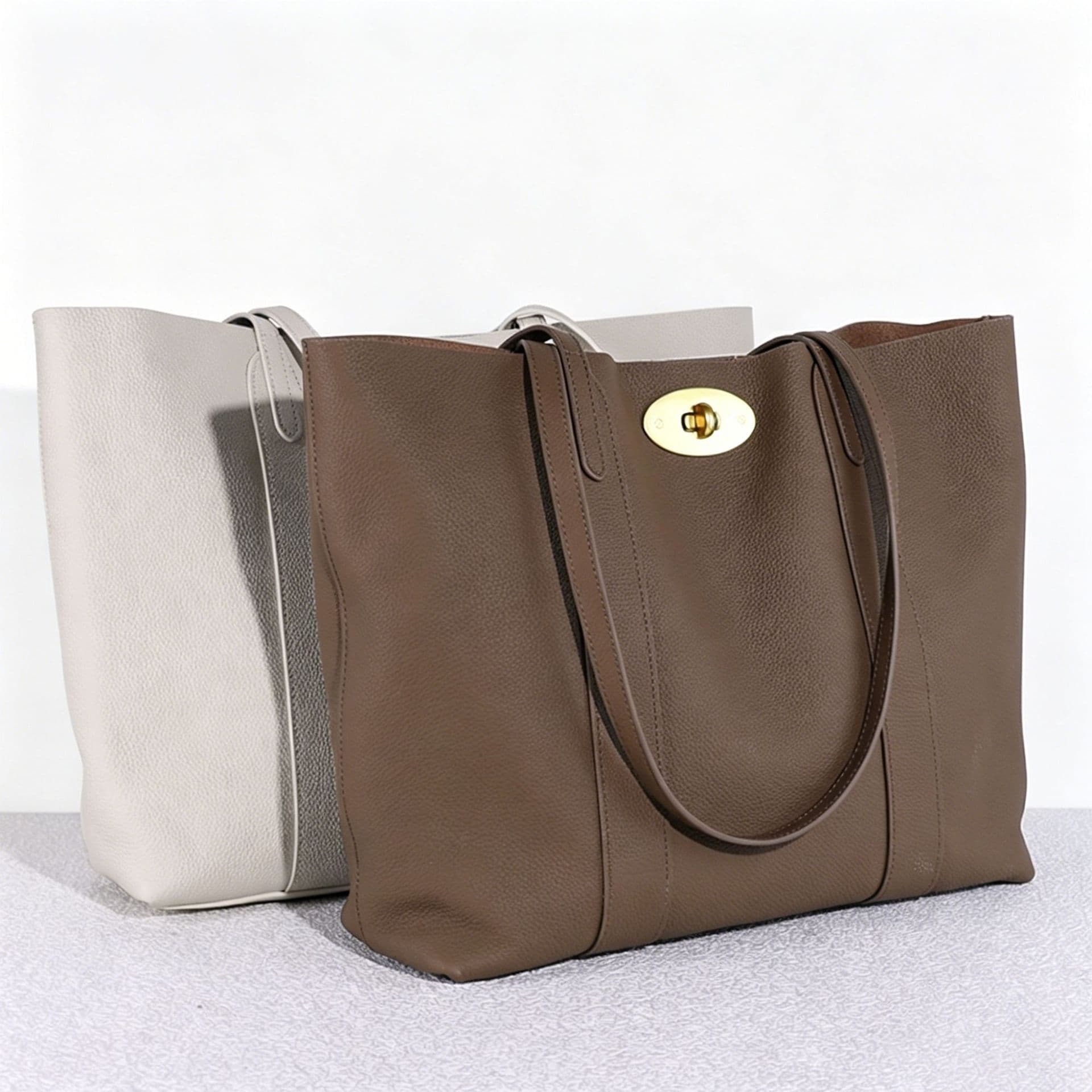 First layer cowhide shoulder bag, women's bag, large capacity tote bag, fashionable handbag, genuine leather lock buckle shopping bag, large bag