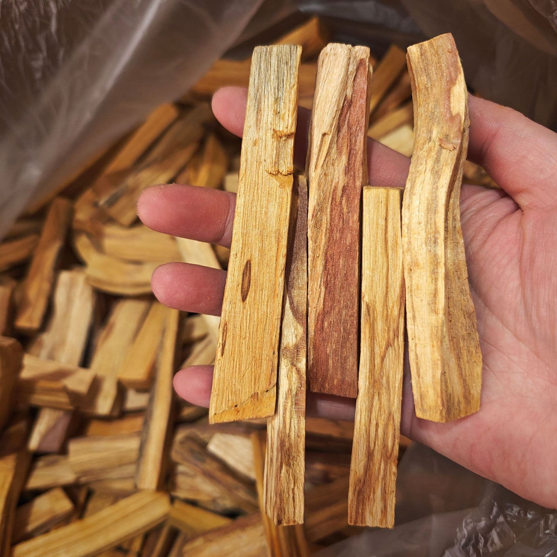 Imported Peruvian Palo Santo Sticks, Aged Wood, Natural Wood Sticks for Purifying Air, Smudging, Fire Rituals, Incense