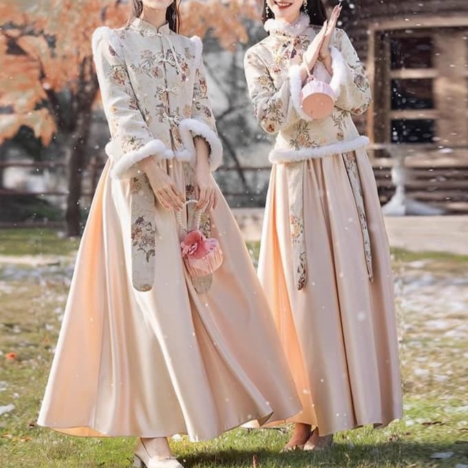 Bridesmaid Dress New Chinese Style 2025 Winter Fleece National Trend Sister Group High-End Cheongsam Dress Long Sleeve Thickened TikTok