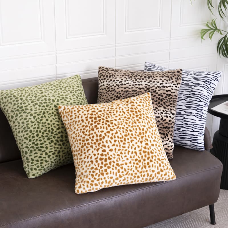 Cross-border Hot Selling Leopard Print Soft Plush Pillow Cover Home Decorative Pillow Case Living Room Sofa Cushion Cover