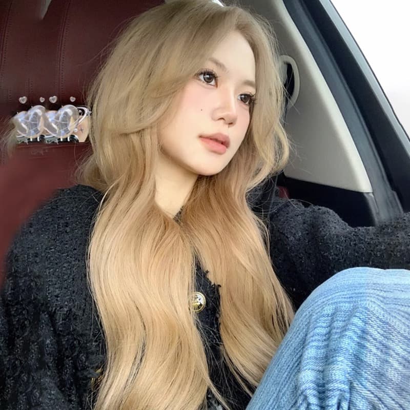 Center Part Wig for Women, Ash Brown Curly Hair, European and American INS Girl Group Big Waves, Lolita Internet Celebrity Same Style Full Wig