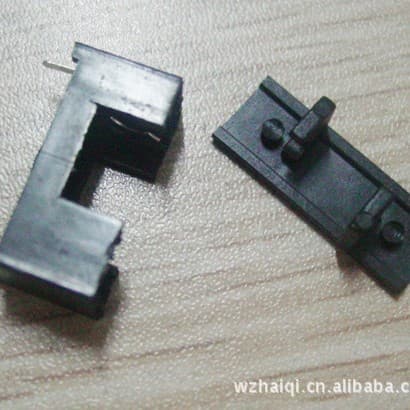 Automotive fuse holder, professional electronic component manufacturer producing various fuse holders/clips in bulk at competitive prices