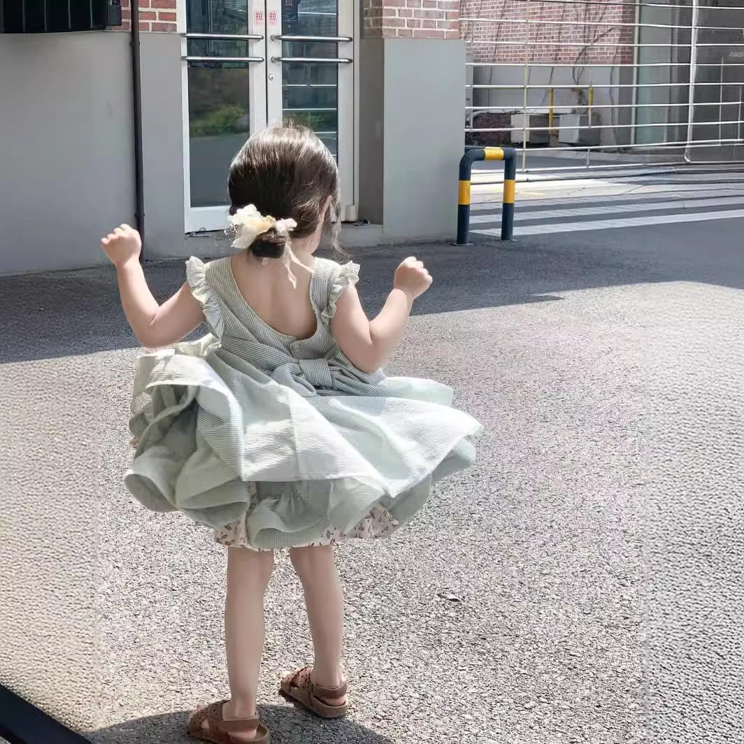 South Korea Children's Clothing Girls' Summer Retro Princess Dress Mint Green Ruffled Large Swing Princess Fluffy Sleeveless Dress
