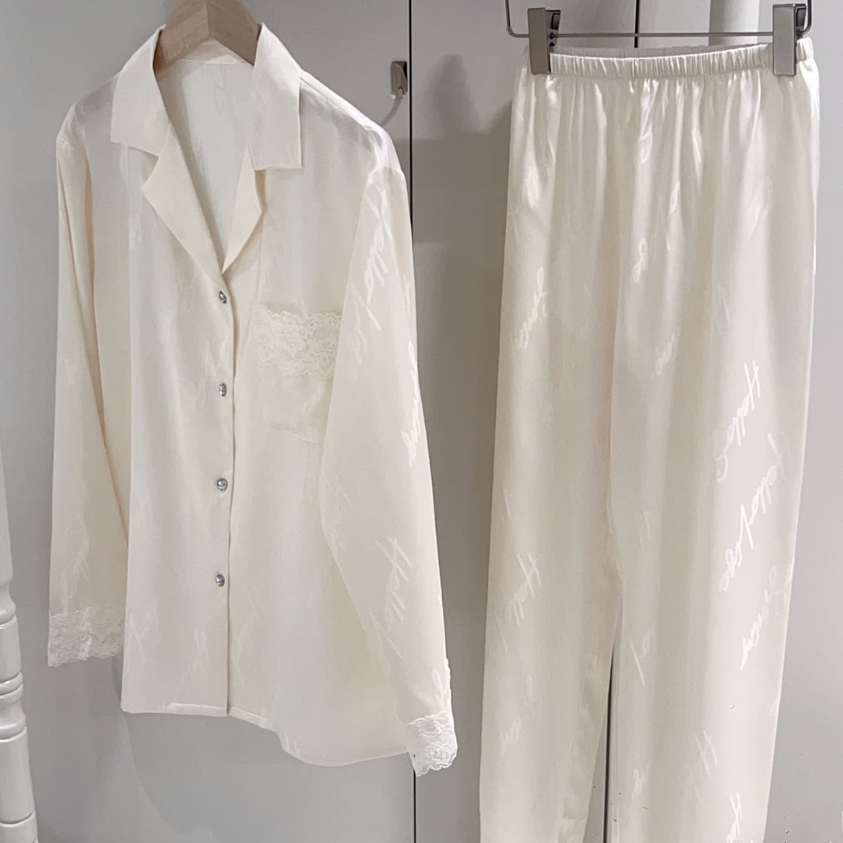 Lace Pajama Set for Women, Spring Autumn Ice Silk Long Sleeve Long Pants Jacquard Letter Brand Elegant Silk Loungewear
