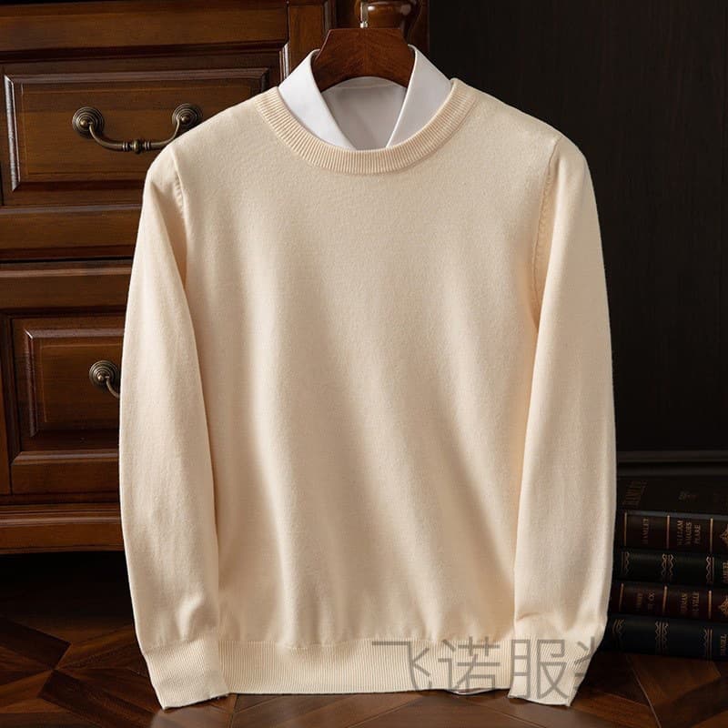 Autumn and winter classic round neck men's pullover base layer, casual business knitted shirt, loose fashionable solid color long-sleeve sweater.