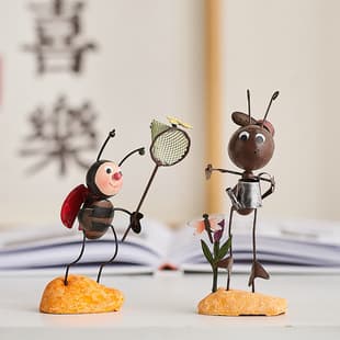 Beetle Desktop Healing Small Ornament Creative Cute Little Decoration Office Children Gift Home Decor Figurine