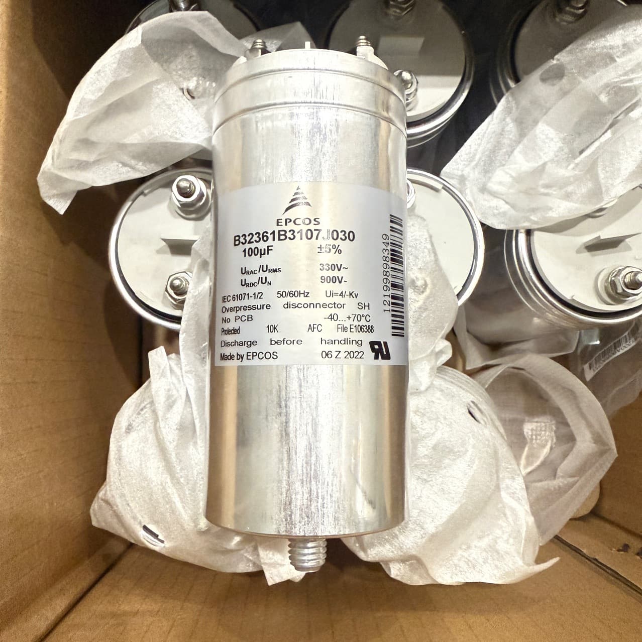 Original Box New B32361B3107J030, 100uF, 330V/900V, Size 63.5*132, EPCOS Capacitor