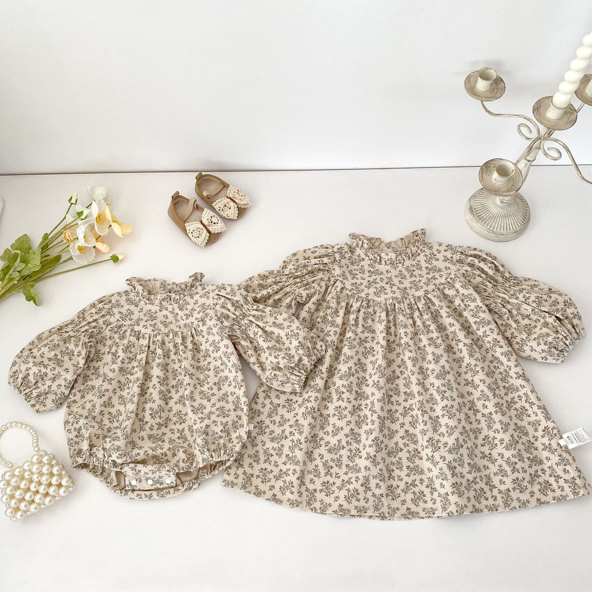 Spring and Autumn baby girl's retro floral sisters' outfit, stand-up collar, puff sleeves, baggy dress, long dress, sisters' outfit
