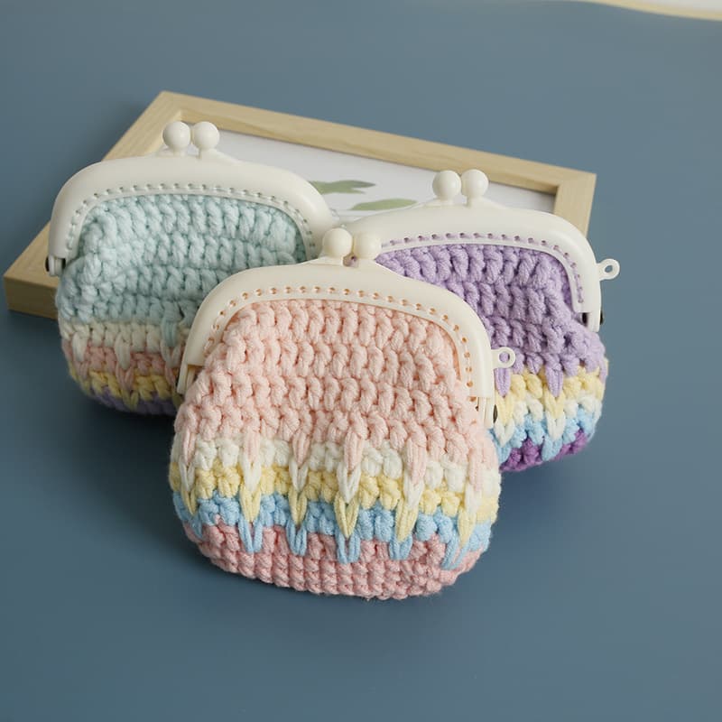 Creative hand-woven rainbow color gold bag wool crocheted hand-held change bag sweet hand-made card bag