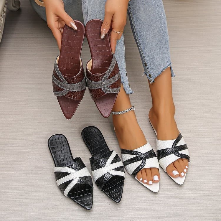 Cross-border Summer New Pointed Toe Color Block Plus Size Women's One-Band Fashion Thick Sole Sandals