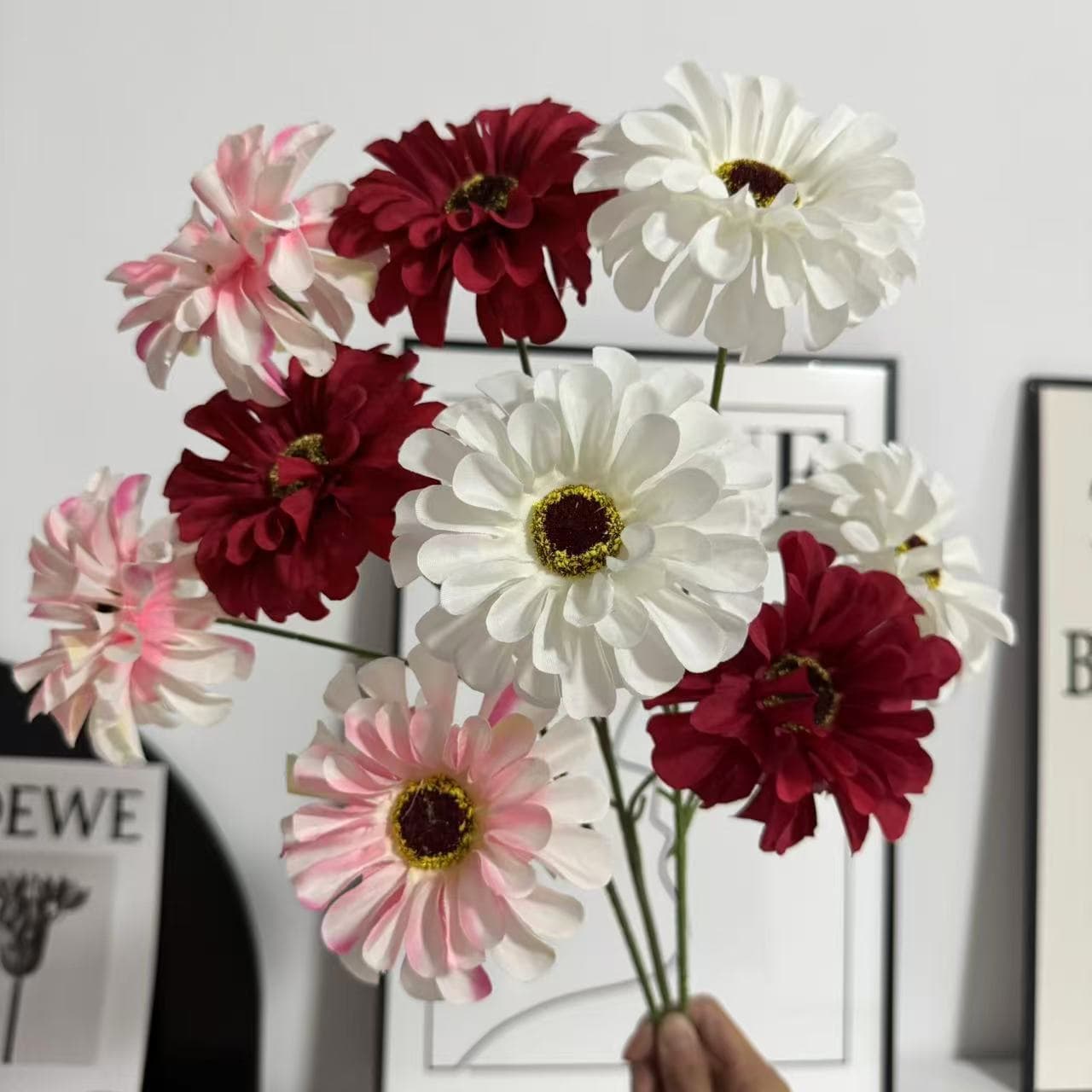 Three-Head Sunflower Wedding Artificial Flowers for Mall Decoration, Outdoor Fake Flowers for Landscaping, Soft Decoration Floral Arrangement, Wedding Use