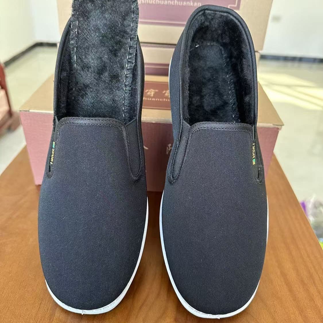 Yongshu Winter Warm Old Beijing Cloth Shoes, Fleece-lined, Thick, Wear-resistant, Non-slip, Comfortable and Not Tiring on Feet