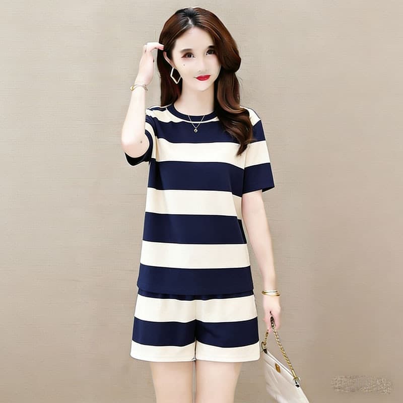 【Milk Silk Fabric】Casual Sport Set for Women Striped Sleeve Shorts Plus Size Loose Two-Piece Set