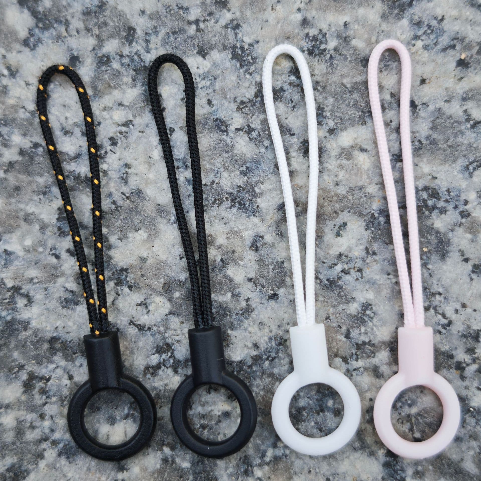 Black Small Circle Phone Lanyard Small Cord Phone Strap Phone USB Accessory Decorative Phone Case Hanging Cord