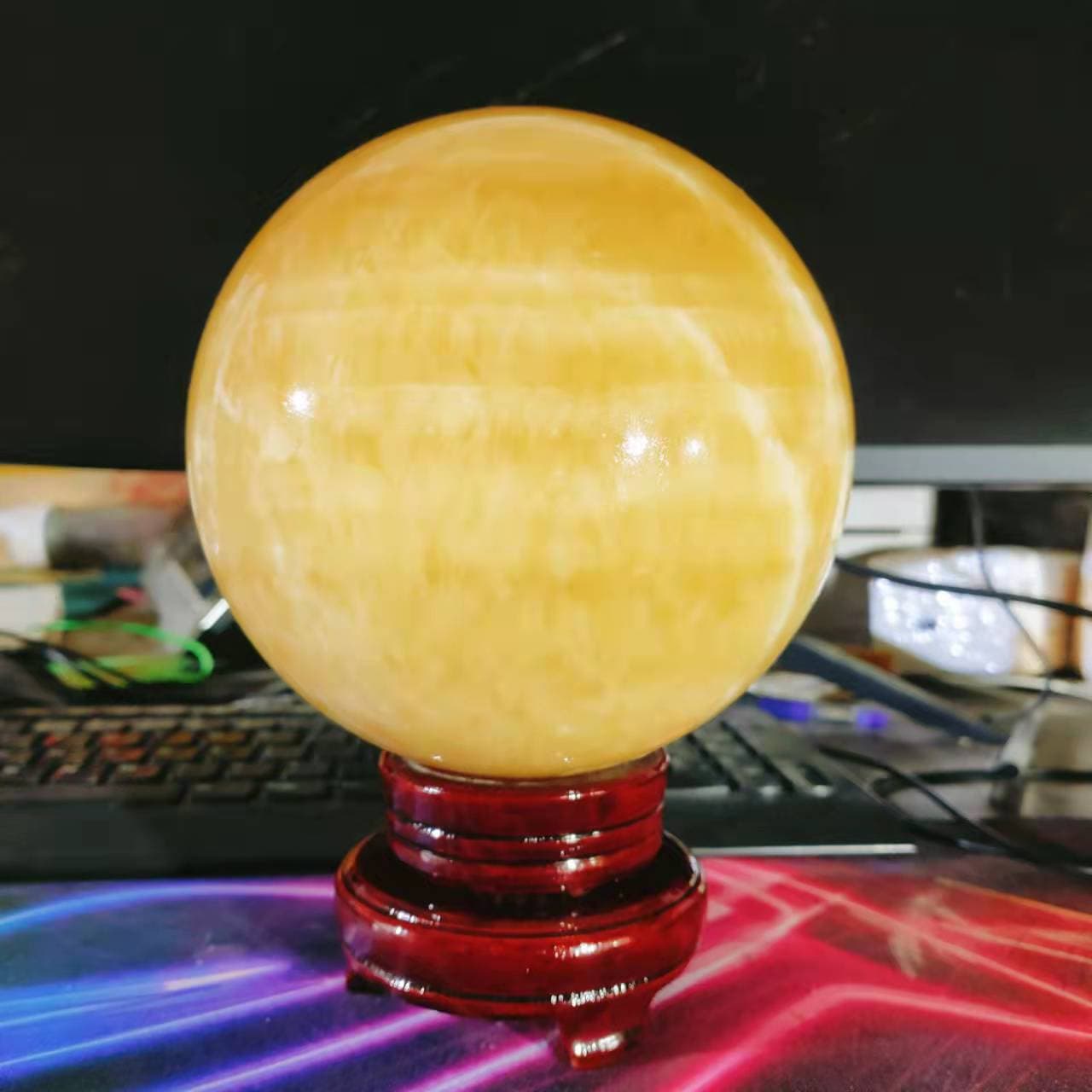 Natural beige jade indoor feng shui ball