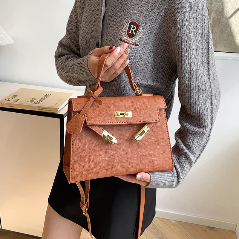European and American Retro Trendy Crossbody Bag for Women 2026 New Winter Fashion High-Quality Texture Kelly Bag