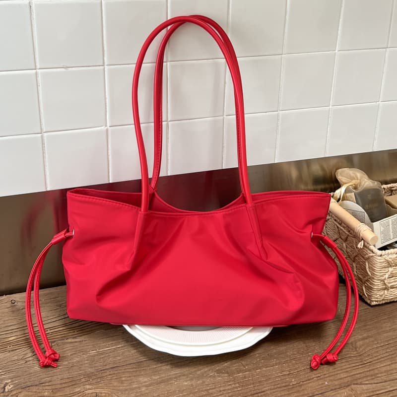 Casual Commuter Large Capacity Nylon Bag for Women 2026 New Style College Student Class Bag Commuter Single Shoulder Tote Bag